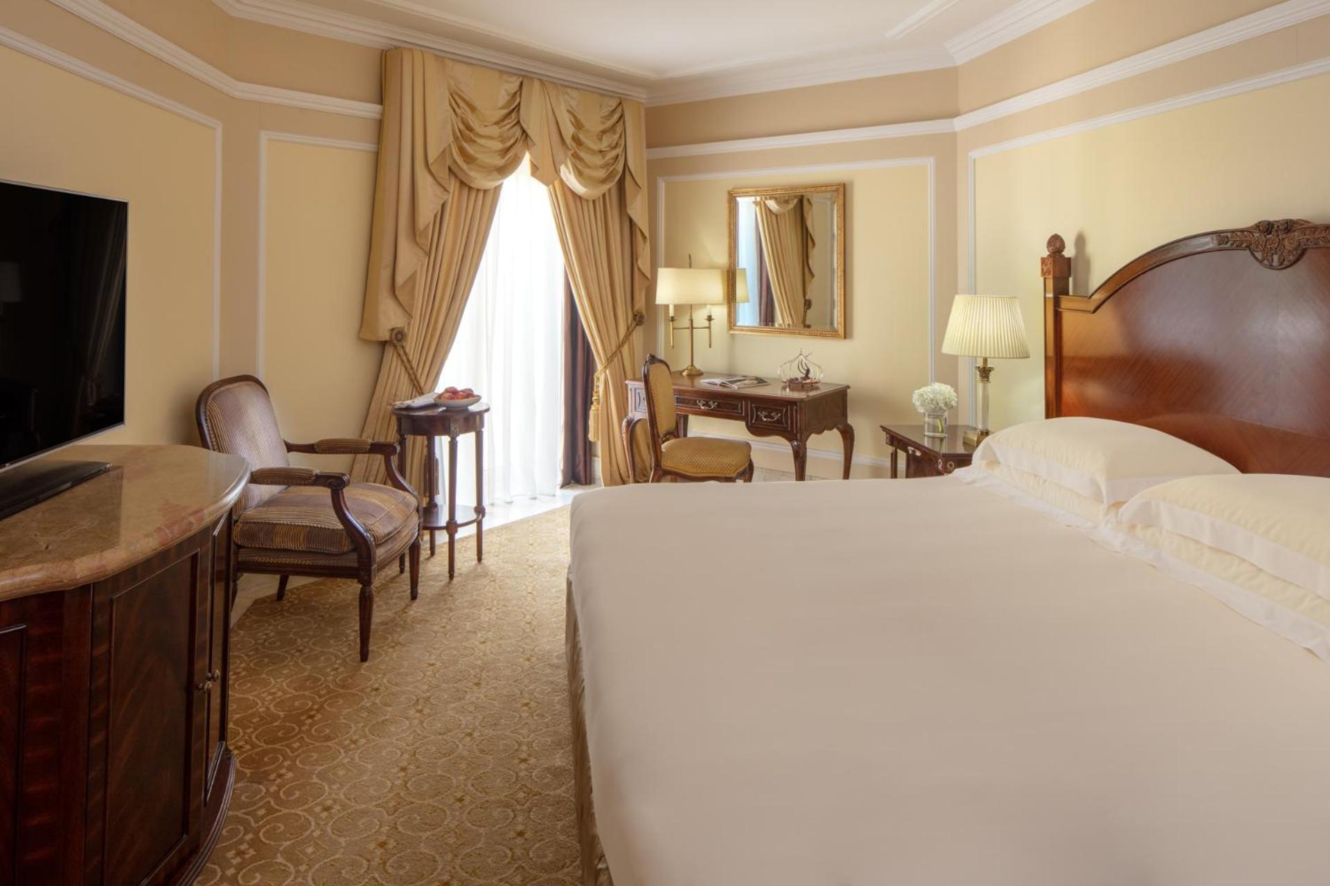 The Regency Hotel Kuwait Kuwait City Exterior foto